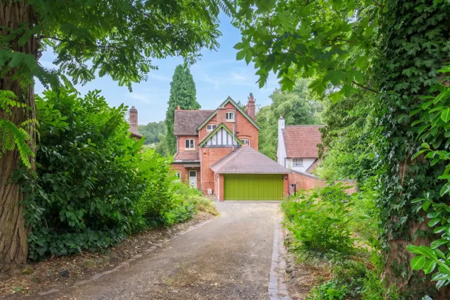 Tudor Hill, Sutton Coldfield, B73, photo 1
