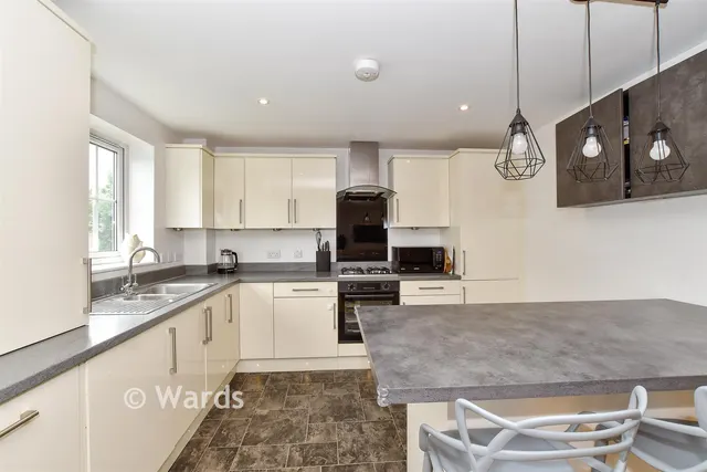 Shipbourne Road, Tonbridge, TN10, photo 3