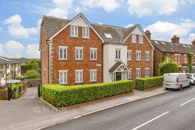 Shipbourne Road, Tonbridge, TN10, photo 1