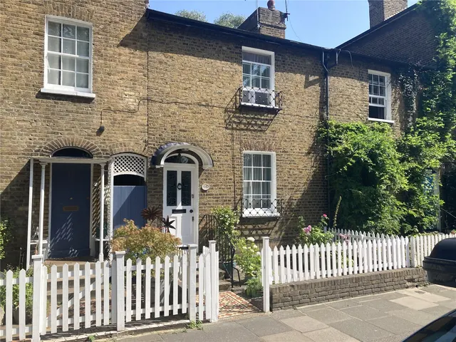 Kew Road, Kew, TW9, photo 1