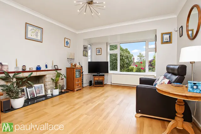 Goldington Close, Hoddesdon, EN11, photo 2