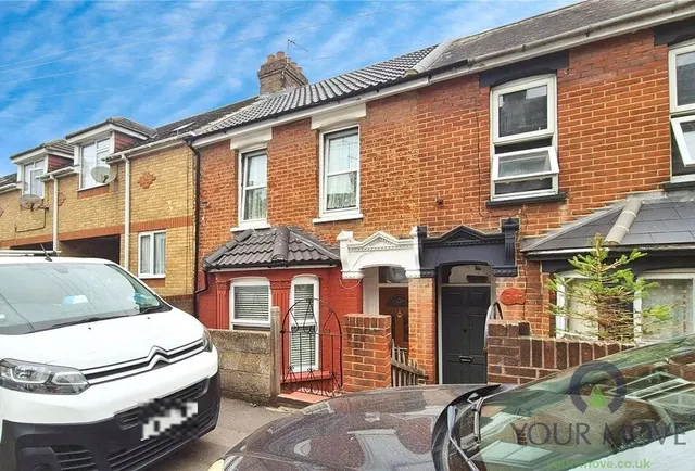 Ernest Road, Chatham, Kent, ME4, photo 1