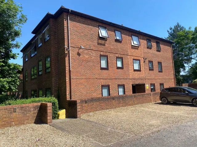 The Paddocks Savill Way, Marlow SL7 1TH, photo 1