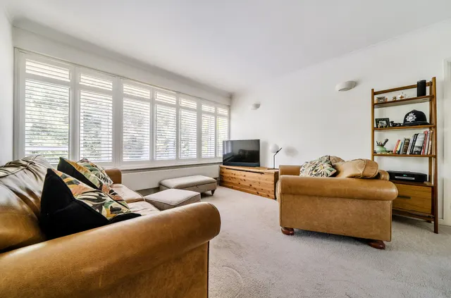 Photo 2 — Lansdown Road, Sidcup, DA14 4EW