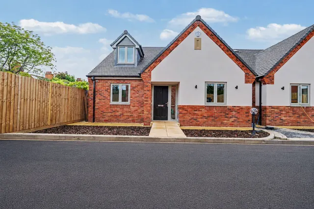 Plot 15 (THE CHARLES), HAWKSLEY RISE, Leicester Road - LE10 1LS, photo 1