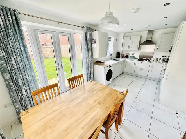 Photo 3 — Woodall Gate, Howden, East Yorkshire, DN14