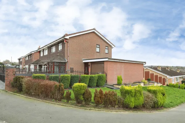 Photo 2 — Congreve Road, Stoke-On-Trent