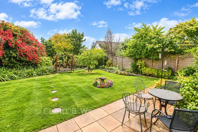 Balcombe Road, Horley, RH6, photo 3