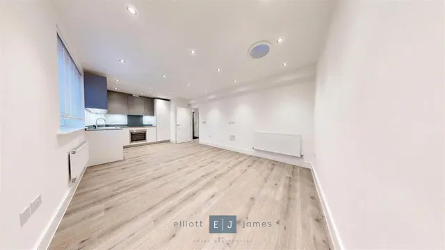 Forest Road, Loughton, IG10, photo 3