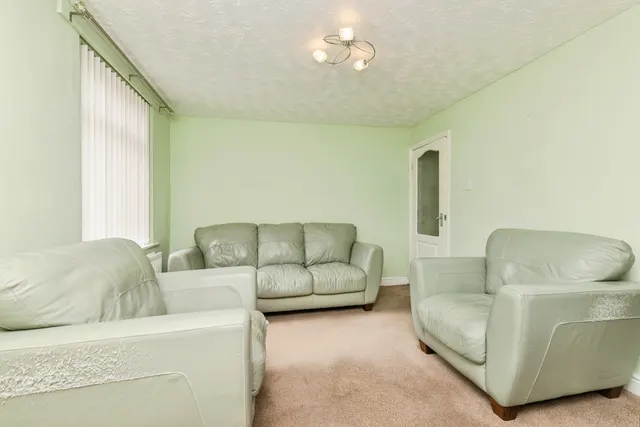 Selbourne Terrace, Darlington, DL3, photo 3