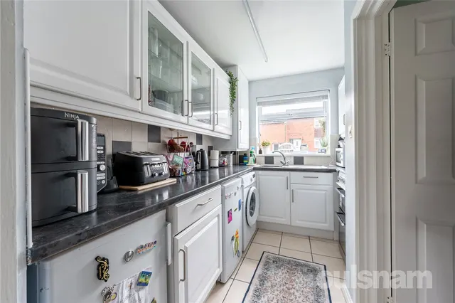 Photo 2 — Sheepcroft Close, Redditch, Worcestershire, B97 5RZ