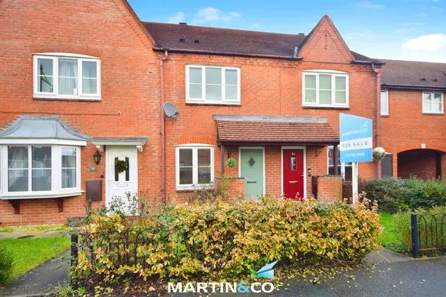 Tythe Barn Lane, Dickens Heath, photo 1