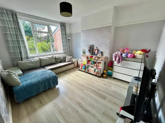 Hurstfold Avenue, Manchester, photo 2