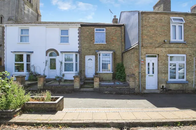 High Street, Eye, PE6, photo 1
