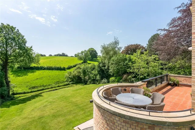 Dale Head Road, Prestbury, SK10, photo 3