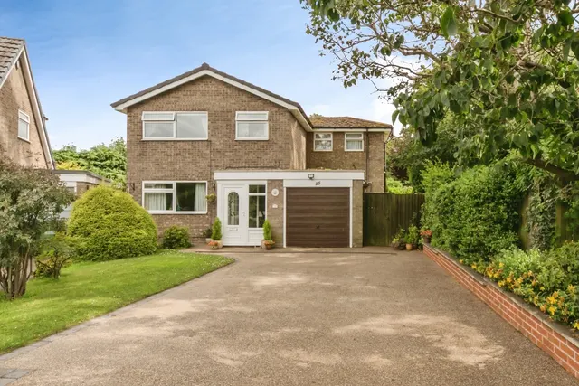 Stapleton Road, Macclesfield, Cheshire, SK10, photo 1
