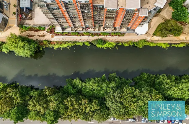 Whitehall Quay, Leeds, LS1, photo 2