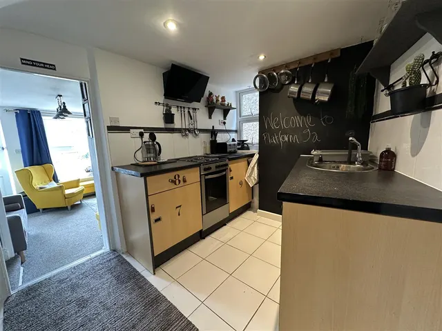 Station Hill, Brixham, photo 2