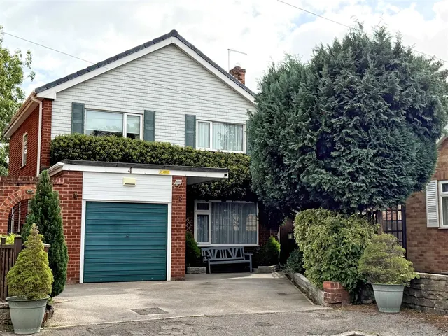 Sandringham Close, Cottingham, photo 1