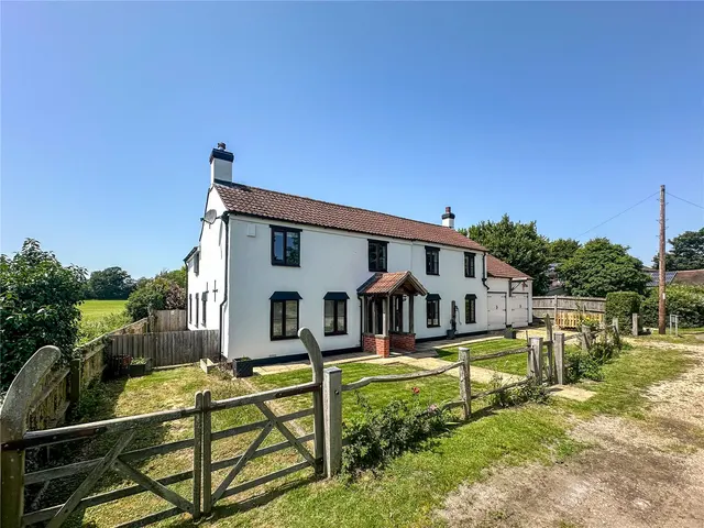 Bockhampton Road, Bockhampton, BH23, photo 3