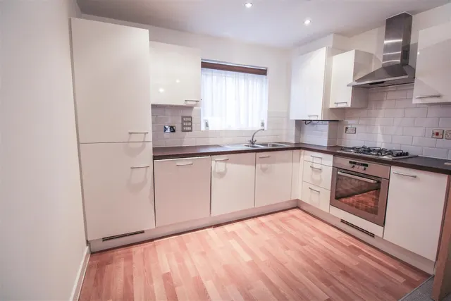 Newstead Way, Harlow, CM20, photo 3