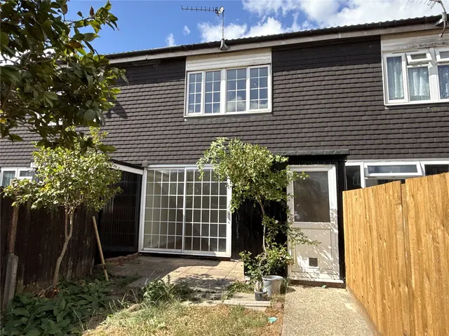 Meadow Close, Barnet, Hertfordshire, EN5 2UE, photo 1