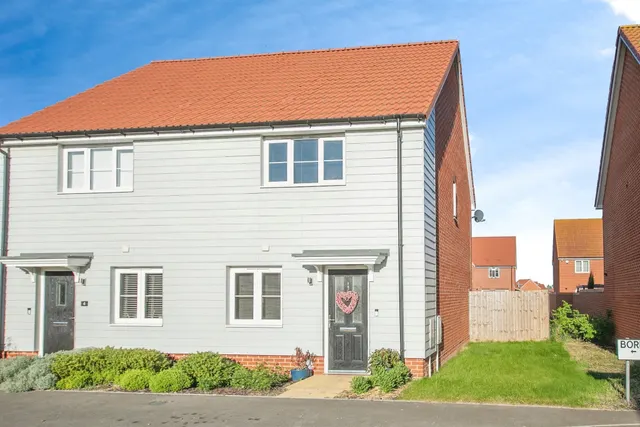 Borrage Way, Kirby Cross, CO13, photo 1