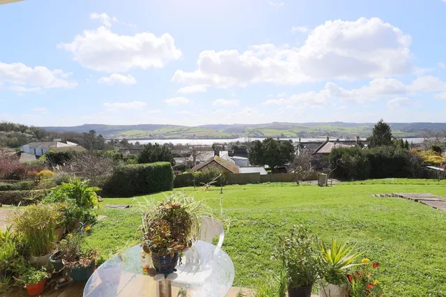 Photo 2 — Manor Road, Bishopsteignton, Teignmouth