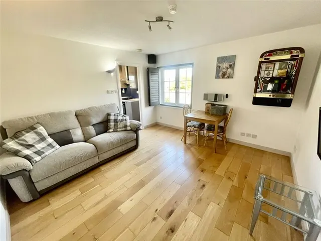 Castle Heather Road, Inverness, IV2, photo 2