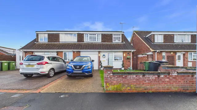 Bythorn Road, Peterborough, PE2, photo 1