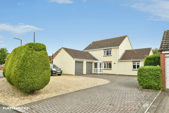 Elm Close, Rowde, SN10, photo 1