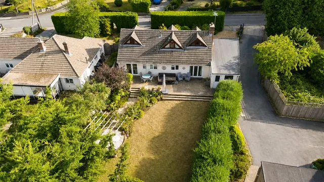 Station Approach, Four Marks, GU34, photo 1
