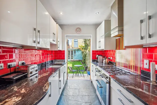 Sandycombe Road, Kew, TW9, photo 1