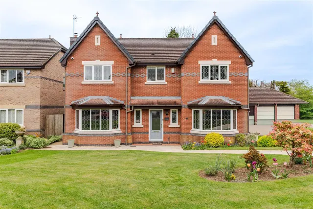 Newfield Place, Hagley, Stourbridge, photo 1