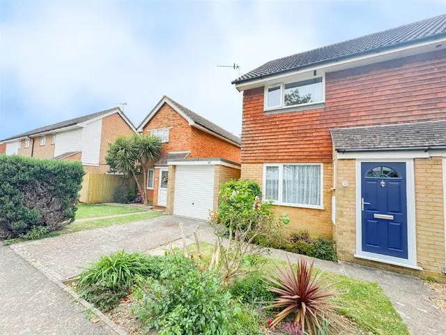 Ashdown Road, Bexhill-On-Sea, TN40 1SF, photo 1
