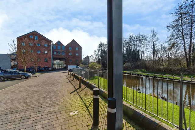 Wolverhampton Street, Walsall, WS2, photo 3