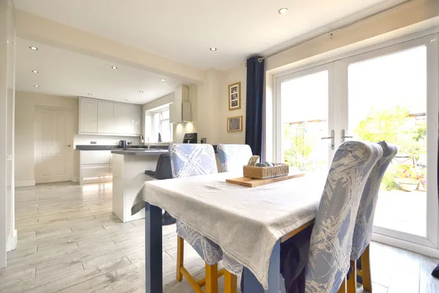 Vernal Close, Abbeymead, GL4, photo 2