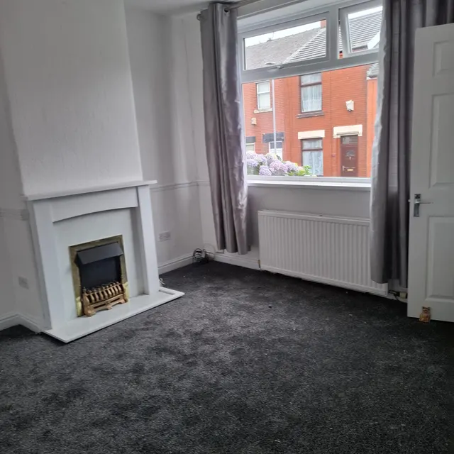Fitzroy Street, Ashton-Under-Lyne, OL7, photo 1
