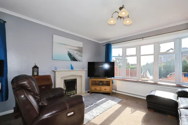 Manor Avenue South, Kidderminster, DY11, photo 3