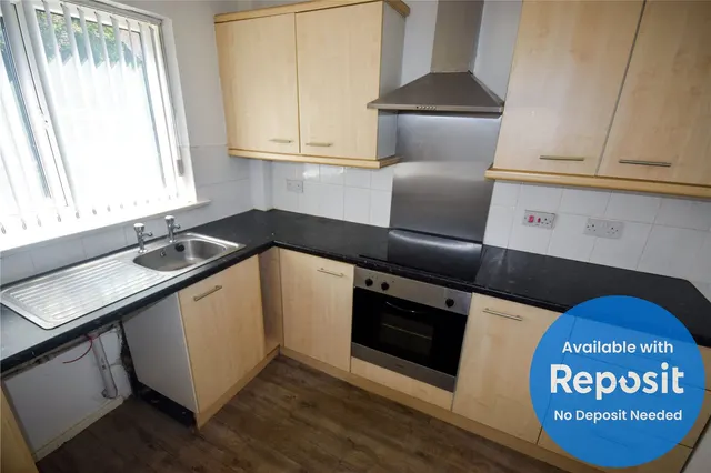 Crescent Grove, Prestwich, M25, photo 3