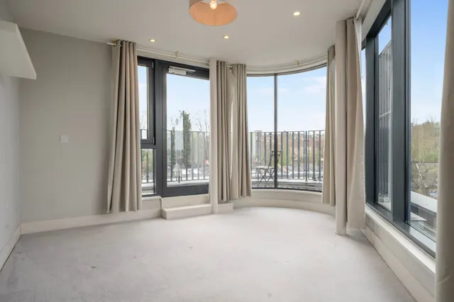 Flat 5, 209 Gipsy Road, London, SE27 9QY, photo 1