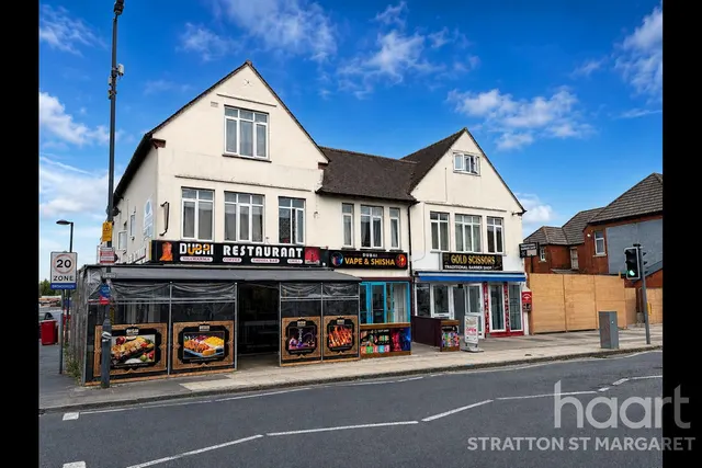 Salisbury Street, Swindon, SN1, photo 1