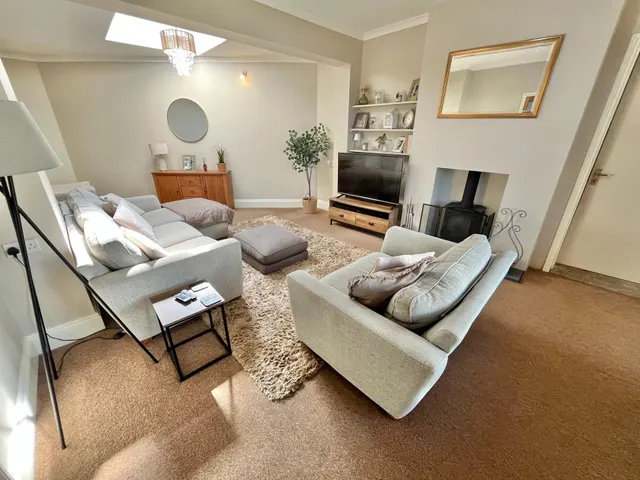 Photo 2 — Wearde Road, Saltash, PL12