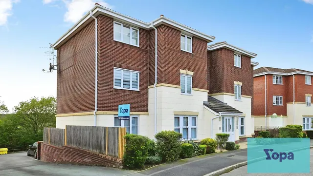 Chillington Way, Norton Heights, ST6, photo 2