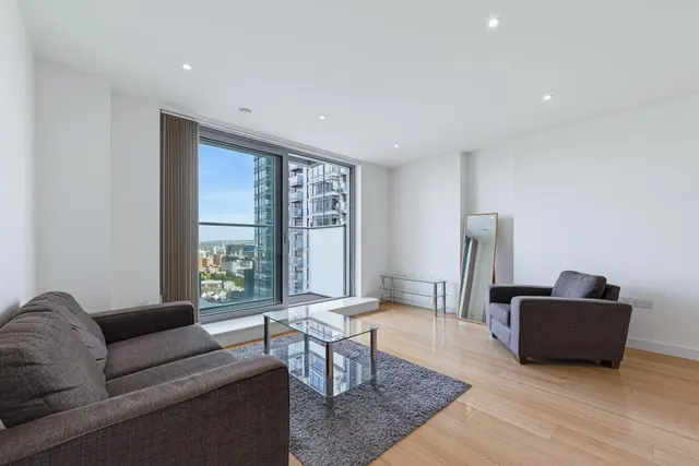 Pan Peninsula Square, Canary Wharf, E14, photo 2