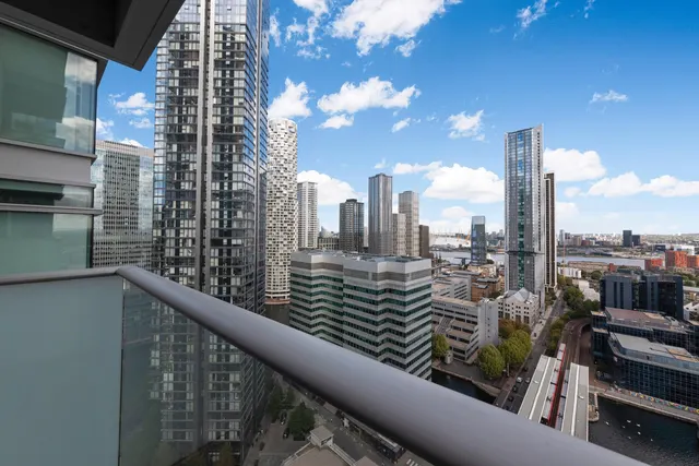 Pan Peninsula Square, Canary Wharf, E14, photo 3