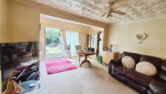Lansdowne Avenue, Fareham, PO16, photo 2