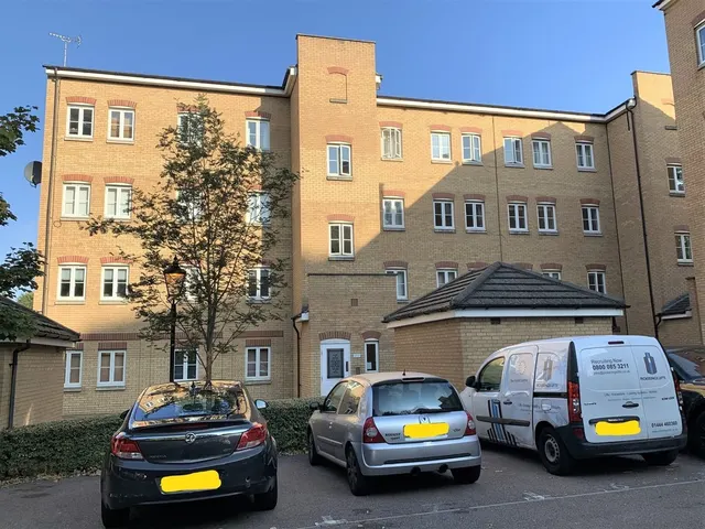 Coopers Court, photo 1