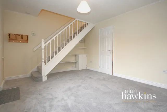 Orchard Mead, Royal Wootton Bassett, SN4, photo 3