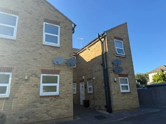 Fox Street, Gillingham, ME7, photo 1